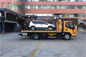 锡林郭勒盟汽车紧急补胎换胎救援