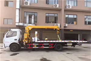 锡林郭勒盟附近汽车轮胎更换